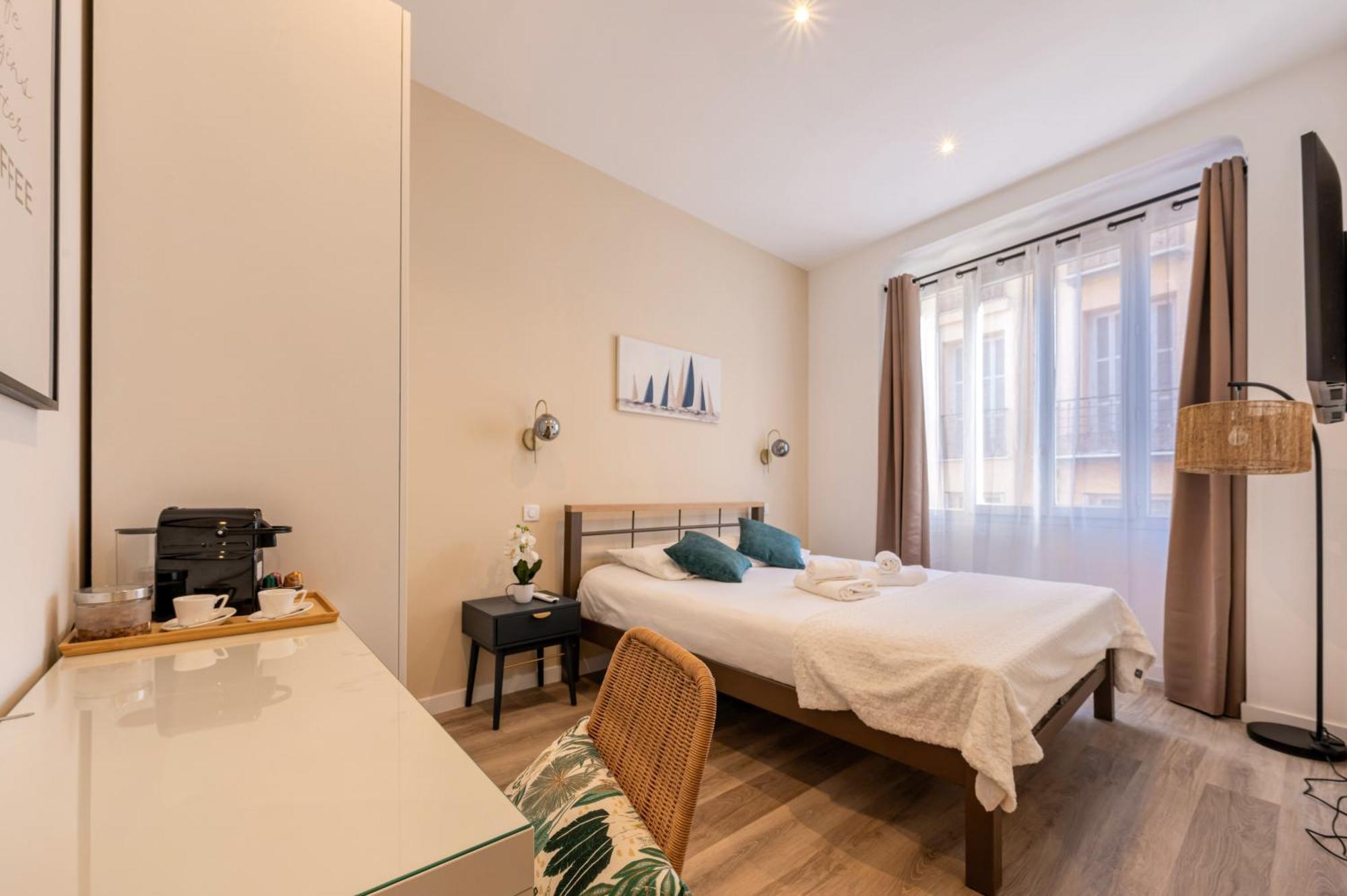 Guest House Chez Bastien Niza Exterior foto
